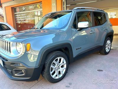Usata Jeep Renegade Longitude 140 CV (102 kW) 2017 Grigio SUV