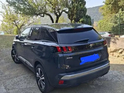 Usata Peugeot 3008 131 CV (96 kW) 2019 SUV