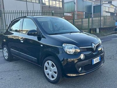 Usado Renault Twingo SE 69 HP (50 kW) 2017 Preto Citadino