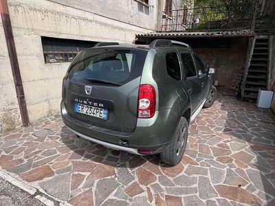 Usata Dacia Duster Lauréate 110 CV (80 kW) 2013 Verde SUV