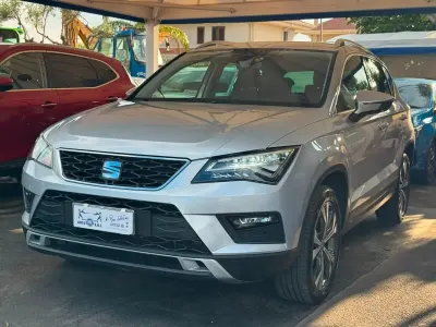 Usata Seat Ateca XCELLENCE 115 CV (84 kW) 2020 Argento SUV
