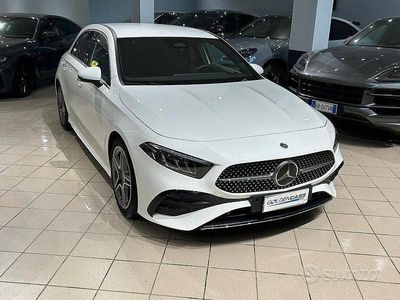 Usata Mercedes A180 AMG Line Premium 117 CV (86 kW) 2025 Bianco Berlina