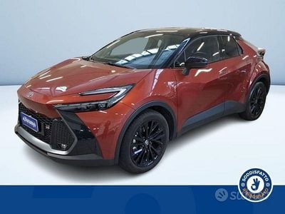 Usata Toyota C-HR Sport 223 CV (164 kW) 2025 Rosso metallizzato SUV