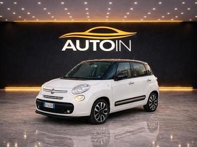 Begagnad Fiat 500L Lounge 85 HK (62 kW) 2012 Vit Minibuss