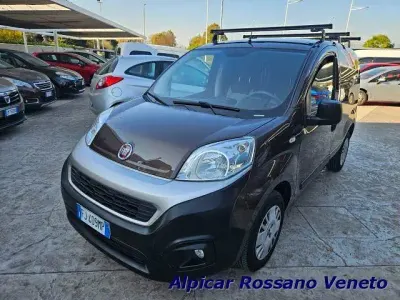 Usata Fiat Fiorino 80 CV (58 kW) 2017 Marrone Monovolume