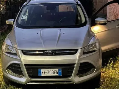 Usata Ford Kuga Titanium 150 CV (110 kW) 2016 SUV