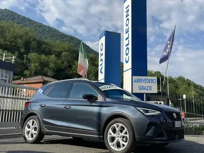 Käytetty Seat Arona FR 95 HP (69 kW) 2025 Harmaa Katumaasturi