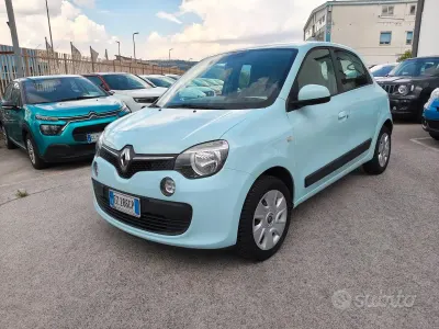 Usata Renault Twingo SE 71 CV (52 kW) 2015 Other Utilitaria