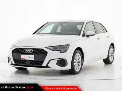 Usata Audi A3 Business 116 CV (85 kW) 2021 Bianco ibis Berlina
