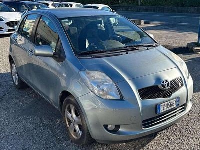 Argento Usata 2006 Toyota Yaris Sol Utilitaria | 3400 € (Buon prezzo)