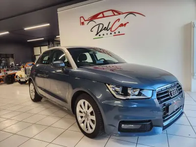 Usata Audi A1 Sportback Ambiente 116 CV (85 kW) 2017 Blu/azzurro Utilitaria