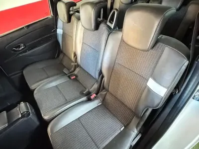 Usata Renault Scénic III 110 CV (80 kW) 2014 Bianco Utilitaria