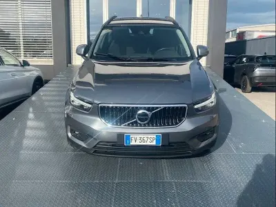 Usata Volvo XC40 Business Edition 150 CV (110 kW) 2019 Grigio SUV
