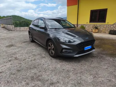 Usata Ford Focus Active 120 CV (88 kW) 2021 Grigio Berlina