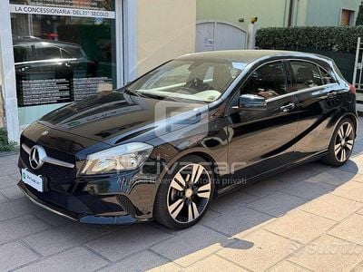 Usata Mercedes A200 150 CV (110 kW) 2016 Nero Utilitaria