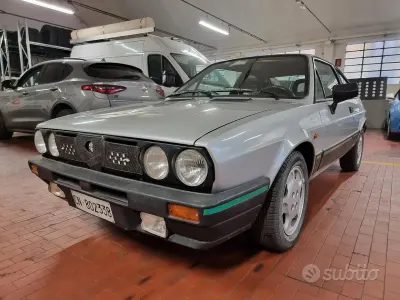 Second-hand Alfa Romeo Sprint Quadrifoglio Verde 105 CP (77 kW) 1983 Gri Coupe