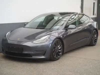 Usata Tesla Model 3 Performance 155 kW (211 CV) 2022 Grigio Berlina