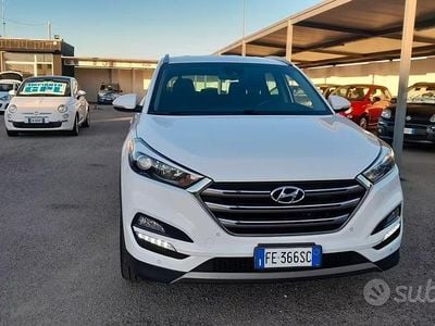 Usata Hyundai Tucson Xpossible 116 CV (85 kW) 2016 Bianco SUV