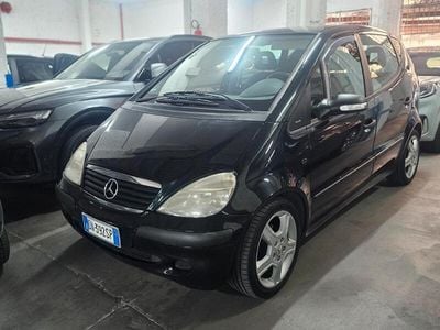 Mercedes A200