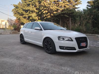 usata Audi A3 A3 2.0 16V FSI Attraction