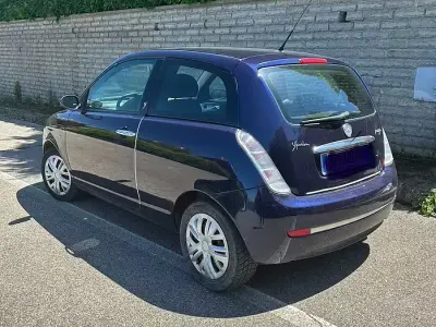 Usata Lancia Ypsilon 75 CV (55 kW) 2008 Blu Utilitaria