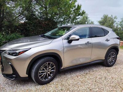 Lexus NX450h+