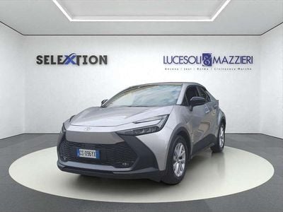Usata Toyota C-HR Trend 98 CV (72 kW) 2024 Grigio SUV