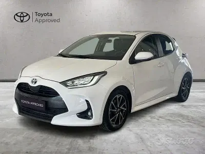 Second-hand Toyota Yaris Hybrid Trend 116 CP (85 kW) 2023 Alb Berlinǎ