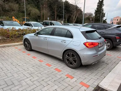 Begagnad Mercedes A180 109 HK (80 kW) 2019 Sedan
