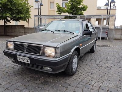 Grigio Usata 1988 Lancia Prisma Berlina | 3900 €
