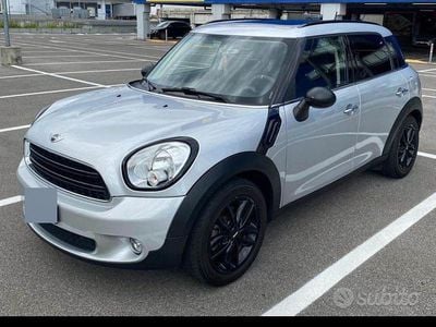 Käytetty Mini Countryman 111 HP (81 kW) 2014 Harmaa Katumaasturi