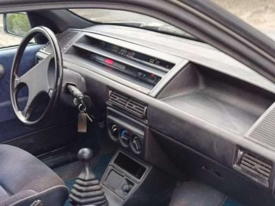 Usata Fiat Tipo 56 CV (41 kW) 1989 Grigio Berlina