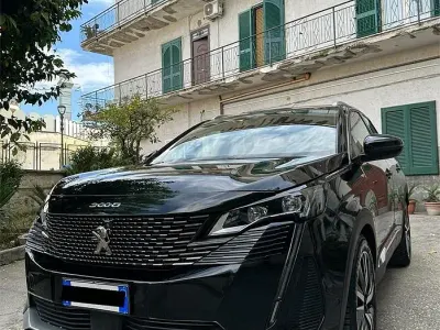 Usata Peugeot 3008 GT 131 CV (96 kW) 2021 Nero SUV