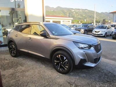Usata Peugeot 2008 Allure 131 CV (96 kW) 2022 Grigio SUV