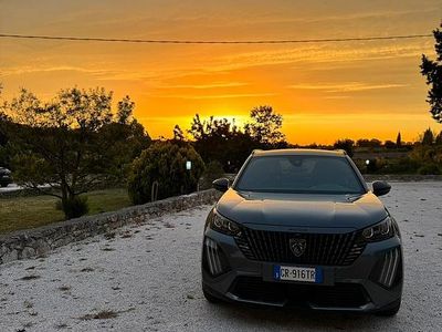 Usata Peugeot 2008 100 CV (73 kW) 2023 SUV