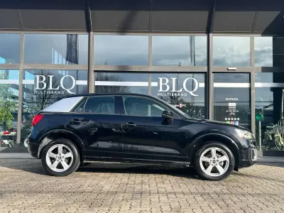 Usata Audi Q2 Admired 116 CV (85 kW) 2019 Nero SUV