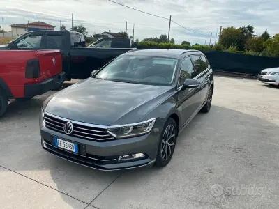 Usata VW Passat 190 CV (139 kW) 2016 Grigio Station wagon