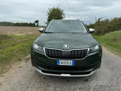 Usata Skoda Karoq Scout 4x4 150 CV (110 kW) 2019 Verde SUV