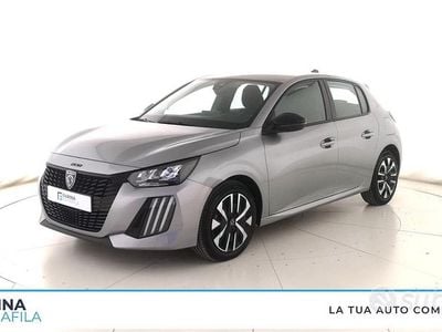 Usata Peugeot 208 Allure 101 CV (74 kW) 2024 Grigio chiaro Utilitaria