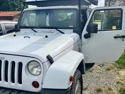 Usata Jeep Wrangler 200 CV (147 kW) 2011 Bianco SUV