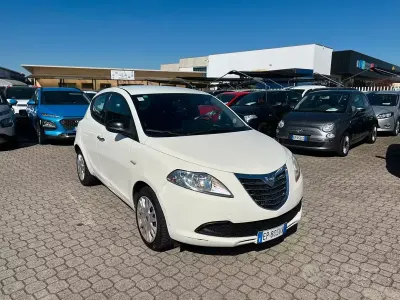 Begagnad Lancia Ypsilon