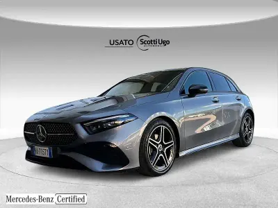 Nouvelle Mercedes A180 116 ch (85 kW) 2025 Gris Citadine