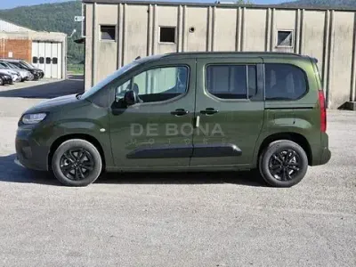 Nuova Fiat Qubo Icon 100 CV (73 kW) 2026 Verde