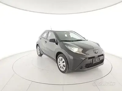 Usata Toyota Aygo X Active 72 CV (52 kW) 2025 Nero SUV