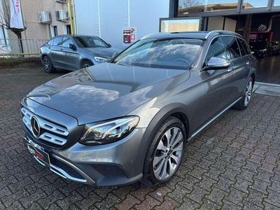 Usata Mercedes E220 All-Terrain Premium 194 CV (142 kW) 2018 Grigio metallizzato Station wagon