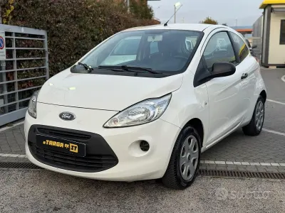 Usata Ford Ka Titanium 69 CV (50 kW) 2015 Bianco Berlina