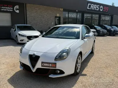 Usata Alfa Romeo Giulietta Super 120 CV (88 kW) 2018 Bianco Utilitaria