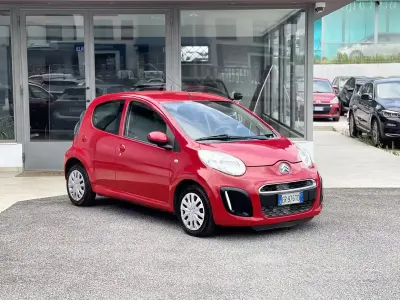 Usata Citroën C1 68 CV (50 kW) 2013 Rosso Utilitaria