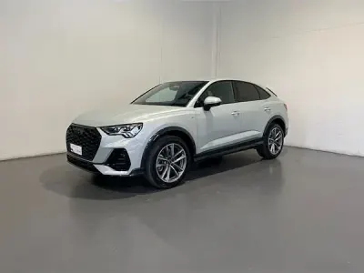 Usata Audi Q3 Sportback S-Line 193 CV (141 kW) 2025 Argento rugiada metallizzato SUV