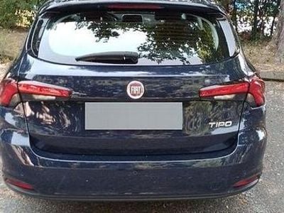 Usata Fiat Tipo 120 CV (88 kW) 2019 Blu Station wagon